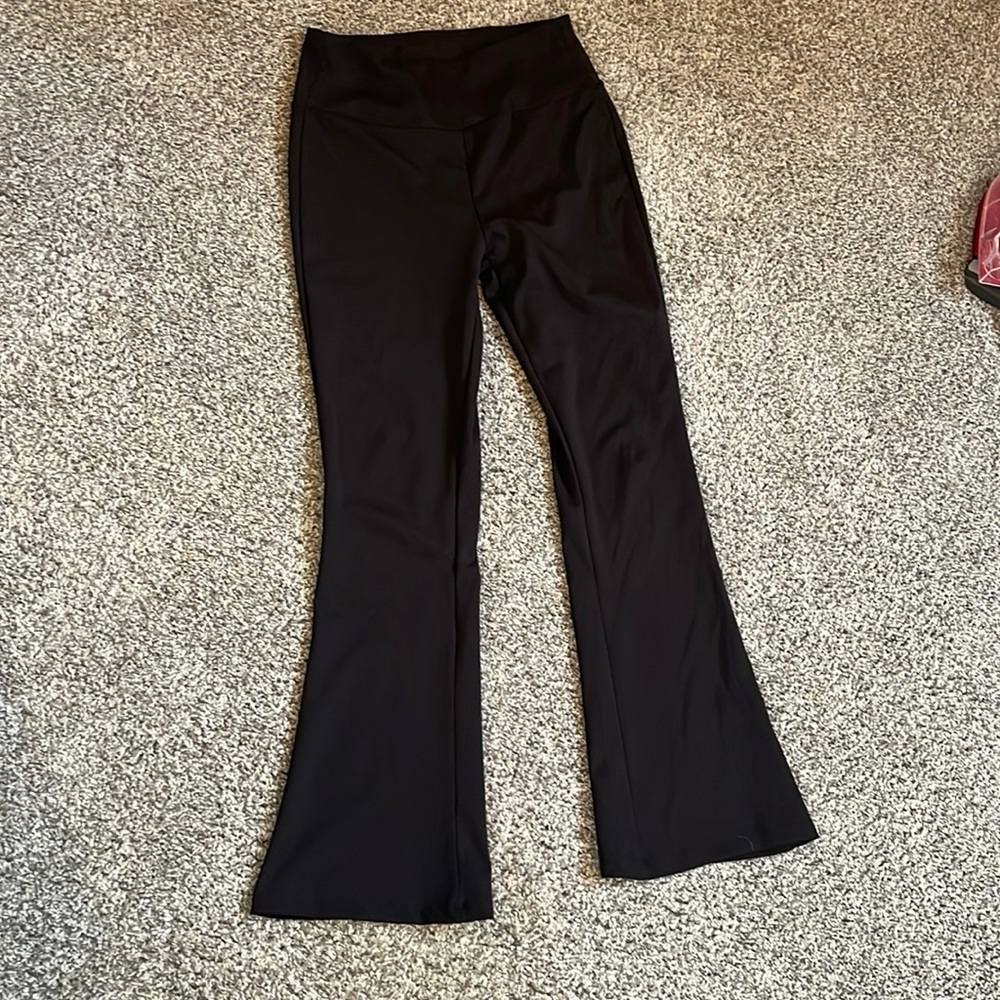 Black flare stretchy pants / leggings